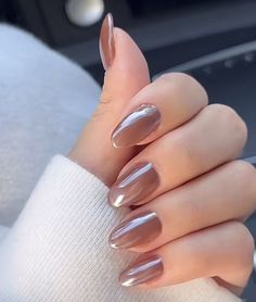 Nail Trend 2023 Fall, Nailpolish Trend 2023, October 2023 Nail Trends, Fall Nails 2023 Oval, Trending Nails Fall 2023, Chocolate Crome Nails, Glazed Dip Nails, Nail Trends 2023 Fall, Trendy Nails Fall 2023