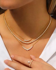 Diamond V Necklace, Gold V Necklace, Diamond Necklace Simple Classy, Grad Accessories, Small Diamond Necklace, Choker Diamond, Diamond Necklace Simple, V Necklace, Real Diamond Necklace