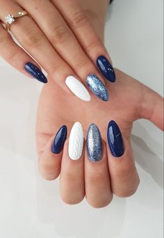 Oval Acrylic Nails, Nails Acrylic Coffin, Sassy Nails, Acrylic Coffin, Summer Nails Colors, Minimalist Nails, Chic Nails, Nails Acrylic, Beauty Make Up