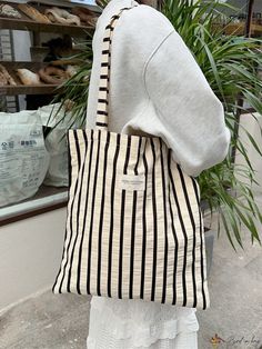 Bird in Bag - 2024 Fashionably Practical and Stylish Striped Womens Shoulder Bag for Commuting and Traveling - Spacious and Versatile Tote Bag Timeless Tote Bag, Tot Bag Design, Tote Bag Design Ideas, Purses Diy, Tote Bag Sewing Pattern, Latest Fall Fashion Trends, Abstract Tote Bag, Simple Tote Bag, Striped Tote Bag