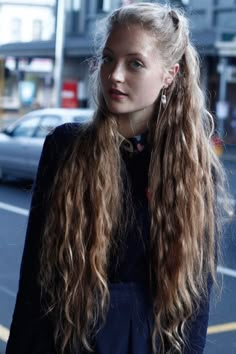 her hair! Boho Makeup, Woman With Long Hair, Beautiful Long Hair, Mermaid Hair, Hair Envy, Grunge Hair, Hair Day, Pretty Hairstyles, Rapunzel