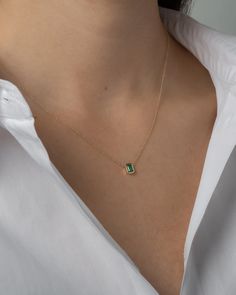 Emerald Cut Emerald Necklace - Zoe Lev Jewelry Minimalist Necklace Gold Minimal Classic, Emerald Cut Emerald Necklace, Green Jewel Necklace, Green Emerald Pendant Necklace, Emerald Chain, Emerald Pendant Necklace, Jewelry Necklace Simple, Emerald Necklace Pendant, Fancy Jewelry Necklace