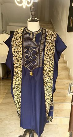 Denim Fashion Runway, Agbada Designs For Men, Tomboyish Outfits, Men African Fashion, Agbada Design, Mens Traditional Wear, Dashiki For Men, Nigerian Men Fashion, African Wear Styles For Men