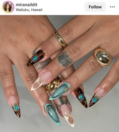 love this pairing of the blue aura and the tortoise shell nails. such a cool summer set that i’d wear to a music festival! Nail Design Glitter, Turquoise Nails, Hippie Nails, Nail Jewelry, Festival Nails, Funky Nails, Nail Technician