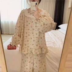 Vintage Pijama, Cute Sleepwear, Cute Pajama Sets, Fashion Top Outfits, Modest Dresses Casual, Korean Girl Fashion, Cute Comfy Outfits