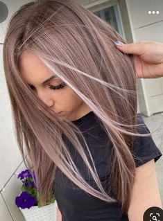 Piece Highlights, Ash Hair, Ash Hair Color, Hair Color For Brunettes, Color For Brunettes, Gorgeous Hair Color, Smink Inspiration, Caramel Highlights, Brown Hair Balayage