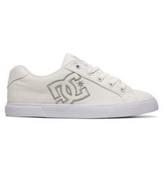 WOMEN'S CHELSEA TX SHOES Dc Shoes Women, Vegan Leather Handbag, Black Gums, Winter Sneakers, Metal Lace, Snowboard Jacket, Snowboard Boots, Women Essentials, Skate Park