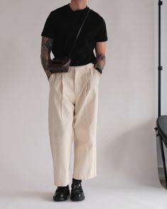 Vintage Streetwear Men Outfits, Streetwear Men Outfits Street Fashion, Fall Streetwear, Minimalist Fashion Men, Guys Clothing Styles