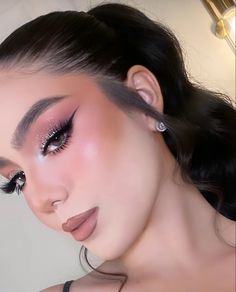 Dark Smokey Eye Makeup, Barbie Makeup, Eye Makeup Designs, Makeup Makeover, Glamour Makeup, Pink Makeup, Smokey Eye Makeup