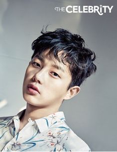 ‘Descendants of the Sun’ actor Kim Min Suk is summer-ready in ‘The Celebrity’! | Koogle TV Descendants Of The Sun, New Korean Drama, Yoo Ah In, Sukkot, Korean Wave