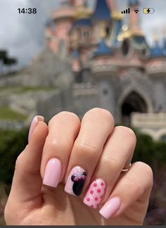 Kids Minnie Mouse Nails, Disney French Tip Nails Short, Minnie Mouse Nail Ideas, Disney Characters Nail Art, Disney Nails For Kids, Classy Disney Nails, Mommy Nails