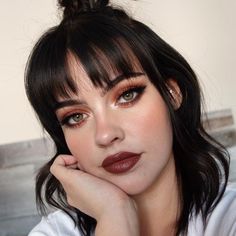 Dark Eye Shadow Looks, Julia Adams, Simple Wedding Hairstyles, Beauty Make-up, Penteado Cabelo Curto, Pat Mcgrath, Wedding Hairstyles Updo, Grunge Makeup