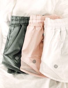 ✰ p i n t e r e s t ✰ // @aerinking06 ✰ Lulu Outfits, Lululemon Outfits, Yoga Iyengar, Yoga Journal, Lululemon Shorts, Pilates Reformer, Lulu Lemon, Yoga Fashion