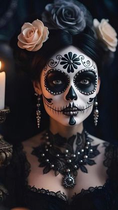 Makijaż Sugar Skull, Halloween Makeup Sugar Skull, Mexican Halloween, Sugar Skull Artwork, Dead Makeup, Den Mrtvých, Creepy Halloween Makeup, Halloween Beauty