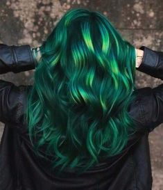 Dark To Light Green Hair, Dark Green Hair With Highlights, Light Green And Dark Green Hair, Dimensional Green Hair, Dark Green To Light Green Hair, Purple And Green Hair, Vivid Hair, Vivid Hair Color