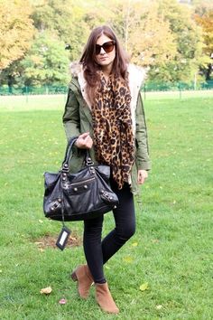 Best Parka, Winter Fasion, Green Jacket Outfit, Green Puffer Jacket, Puffer Jacket Outfit