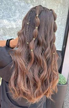 Hairstyles Cartoon, Red Hairstyles, Κούρεμα Bob, Hairstyle Examples, Cute Simple Hairstyles, Fishtail Braid, Peinados Fáciles Para Cabello Corto, Women's Hairstyles