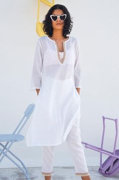 PEONIA KURTA-PANT SET COTTON - Trendroots Simple Western Outfits, Check Tunic, Peach Pants, Blueberry Cheesecake Recipe, Kurta Cotton, Ikat Dress, Pants Model, White Kurta, Pleated Shirt