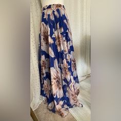 Nwt Chicwish Maxi Skirt Medium Floral. Never Worn. Blue With White Florals. Medium Chicwish Skirt, White Florals, Skirt Medium, Floral Color, Maxi Skirt, Blue White, Womens Skirt, Color Blue, Blue And White