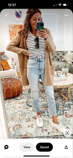 Comfy New Mom Outfits, Fall 2923 Outfits, Casual Outdoor Work Outfit, Fall Fashion For Moms Over 30, Midwest Casual Outfits, Spring Work Outfits For Women Casual, Target Cardigan Outfit, Everyday Fall Outfits 2023, Classic Causal Style