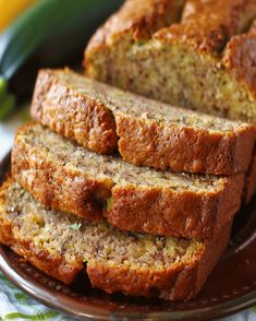 This Zucchini Banana Bread recipe blends bananas and zucchini for a healthy, moist treat. Perfect for breakfast, snacks, or dessert! Zucchini Banana Bread Recipes, Banana Zucchini Bread, Banana Zucchini, Bakery Muffins, Zucchini Banana, Zucchini Banana Bread, Banana Bread Recipe Healthy, Homemade Cupcakes, Banana Bread Recipe