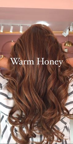 Brunette Balayage Ideas, Hair Color Auburn Caramel Golden Brown, Caramel And Cinnamon Highlights, Auburn And Brunette Hair, Caramel Hair Gloss, Lana Del Rey Auburn Hair, Capriottis Bobbie Recipe, Jo Swisher Hair, Long Copper Brown Hair