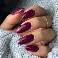 25 АКТУАЛЬНЫХ ИДЕЙ МАНИКЮРА НА НОЯБРЬ 2020 г. | МАНИКЮРЧИК.Ру | Дзен Burgundy Nail Art, Burgundy Nail Designs, Purple Nail, Burgundy Nails, Nails Makeup, Nails Long