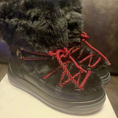 Insolux Leather Snow Boots. (Monclear):: Price Firm Y2k Winter Boots, Swag Era, 2013 Swag Era, Leather Snow Boots, Y2k Winter, Christmas Shoes, Denim Skirt Women, Hair Clothes, Swag Shoes