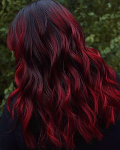 Red Hair Looks, Red Hair Inspiration, Red Ombre Hair, Red Hair Inspo, Cute Hair Colors, Hair Color Burgundy, Dyed Hair Inspiration, Hair Dye Ideas, Beautiful Hair Color