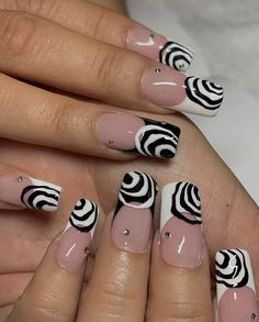 Black And White Nail, Zebra Nails, Art Designs Ideas, Nail Designs Valentines, White Nail, White Set, Minimalist Nails, Dream Nails