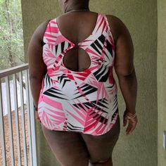 @5outof4patterns posted to Instagram: Still talking swimwear! There are a lot of things I love about this make of Duane's but I'll only tell you a few.  1. That fabric is GORGEOUS..... 2. That keyhole back is everything and.... 3.  Duane is always killing it!  https://5outof4.com/?s=classic+swimsuit #5outof4patterns #pdfsewingpatterns #5oo4 #pdf #isew #sewcialists #handmadewardrobe #sewing #sew #sewingproject  #fabric #sewforkids #sewforboys #sewforgirls #handmadeclothing #sewmyownclothes #sewin Classic Swimsuit, Killing It, Things I Love