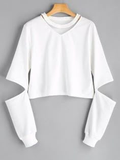 Crewneck Hoodie - White L Teen Winter Outfits, Normal Clothes, Milk Shake, Fashion Closet, Trendy Fashion Tops, Sweatshirt Outfit, Dope Fashion