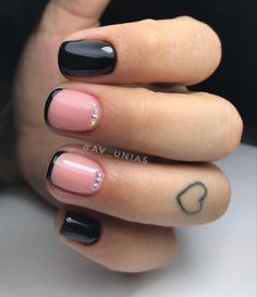 Uñas Delicadas Y Sencillas, Black Manicure Short, Grey Acrylic Nails, Acrylic Toe Nails, February Nails, Cute Nails For Fall, Short Nails Art, Short Square Acrylic Nails, Really Cute Nails