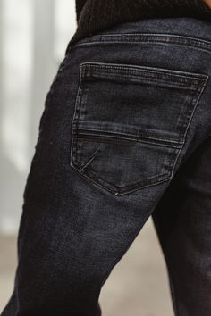 Men Jeans Pocket Design, Denim Jeans Pocket Design, Denim Pocket Details, Pocket Designs, Young Mens Fashion