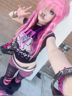 #emo #scene #alternative #emostyle #scenehair #tumblr #2014 #2000s #y2k #alt #alternativefashion Alternative Halloween Costume Ideas, Hot Pink Scene Hair, Scean Girls Outfits, Scene Aesthetic 2000s, 2000s Scene Makeup, Emo Girl Outfits 2000s, Emo Fits 2000s, Pink Emo Hair, 2000 Emo Aesthetic