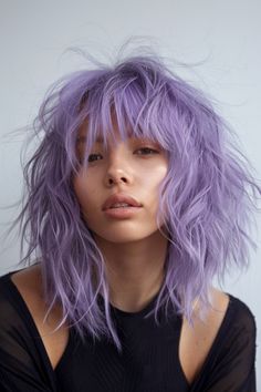 18+ Wolf Cut Hairstyles That Are So Edgy And Chic Wolf Cut For Straight Hair, Edgy Hairstyles Long Hair, Wolf Tail Haircut, Purple Wolf Cut, Bold Bangs, Wolf Haircuts, Shag Haircuts For Women, Fox Cut