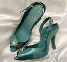 Aesthetic Heels, Vivienne Westwood Shoes, Pretty Heels, Dr Shoes, Vivienne Westwood Anglomania, Cute Heels, Aesthetic Shoes, Shoe Inspo, Swag Shoes