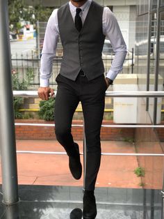 Men Vest Outfits, Vest Outfits Men, Mens Vest Fashion, Fashion Suits For Men, Cotton Vest, Mens Fashion Suits, Business Casual Men, Men Fashion Casual Outfits