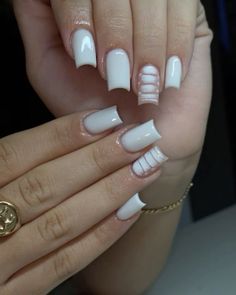 Short Nails Acrylic Design, Short Arclyc Nail, Trendy Short Acrylic Nails, Shorties Nails Square, Shorties Acrylic Nails, Acrylic Short Nails Ideas, Nails For Back To School, Short Nails Trendy, School Nail Ideas