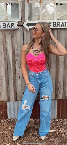 Western Photos, Nfr Outfits, Western Photo, Independent Woman, Western Outfit, Concert Outfits