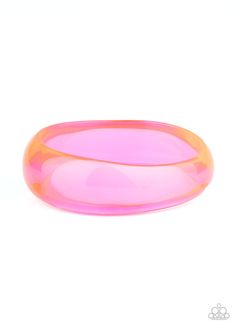 MAJOR MATERIAL GIRL - PINK A neon pink acrylic bangle slides along the wrist for a colorfully retro flair. The shiny bangle gradually widens at the top for a fabulous finish. Sold as one individual bracelet. P9SE-PKXX-107XX ORDERED 12 AUG 20 80s Theme Party, Acrylic Bracelet, Mobile Boutique, Resin Bangles, Pink Acrylic, Pink Acrylics, Material Girl, Paparazzi Accessories, Paparazzi Jewelry