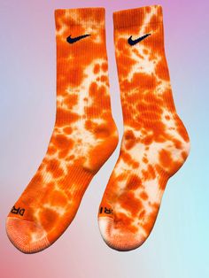 Orange Spooky Season Ice Dye Dri-Fit Nike Socks SIZE MEDIUM (fits shoe size Youth 5Y-7Y, Women 6-10, Men 6-8) SIZE LARGE (fits shoe size Women 10-13, Men 8-12) CARE: Wash separately first wash. Wash in cold/warm and lay flat or tumble dry low. NOTE: Socks are hand dyed and will have variations in pattern/dye colors. Nike Socks, Ice Dyeing, Casual Socks, Nike Dri Fit, Socks And Hosiery, Dri Fit, Hosiery, New Mexico, Pattern Making