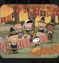 Thanksgiving Snoopy, Happy Thanksgiving Friends, Peanuts Thanksgiving, Happy Thanksgiving Pictures, Peanut Gang, Thanksgiving Cartoon, Charlie Brown Thanksgiving, Happy Thanksgiving Images, Woodstock Snoopy