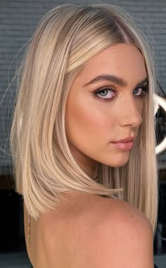 33 Cute Blonde Hair Color Trends 2022 : Pale Blonde Fine Straight Hair, Hair 2022, 2023 Hair, Long Bob Haircuts, Blonde Hair Looks, Blonde Hair Inspiration, Long Bob Hairstyles, Haircuts For Fine Hair, Long Blonde