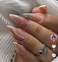 Acrylic Nail Glitter Designs, Simple But Classy Nail Designs, Apres Gel X Nails Wedding, Nude Silver Nails, New Years Nails Coffin, Cute Stiletto Nails Designs, Gala Nails, Short Stiletto Nails, Short Stiletto