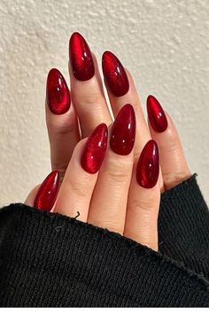 Wife Nails, Red Gel Nails, Kutek Disney, Velvet Nails, Maroon Nails, Red Acrylic Nails, Pretty Gel Nails, Mob Wife