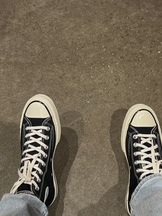 Enhypen Converse, Enhypen Converse Shoes, Converse Dark Academia, Old Black Converse Aesthetic, Converse 70s, Old Converse Aesthetic Grunge, Custom Sneakers Diy, Converse Run Star, Converse Style