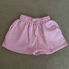 Size M, Brand New, Never Worn Comfortable Pink Bottoms With Drawstring, Comfortable Pink Drawstring Bottoms, Basic Spring Shorts With Elastic Waistband, Comfortable Pink Short Bottoms, Summer Leisure Pink Bottoms, Basic Bottoms For Leisure In Spring, Basic Leisure Bottoms For Spring, Basic Spring Leisure Bottoms, Pink Summer Bottoms With Drawstring