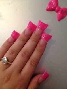 Pink glitter flare nails Flared Nail Designs, Fan Nails, Nail Paints, Idea Nail, French Tip Acrylic Nails, Cute Acrylic Nail Designs