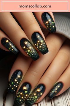 Witch Wedding Nails, Gothic Fairy Nails, Halloween Nails Elegant, Fairy Nail Art Short, Newest Nail Trends 2024, Dark Cottagecore Nails, Witchy Acrylic Nail, Fairy Themed Nails, Green Witch Nails